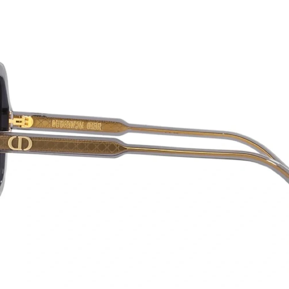 Dior Black and Gray Sunglasses
DiorHighLight S1I NWT 100% authentic - Picture 9 of 12